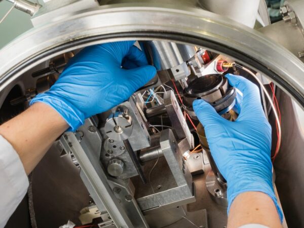 Vacuum Tribological Tests